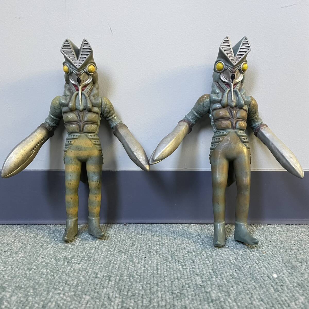 BANDAI ウルトラ怪獣シリーズ 初代 バルタン星人 ソフビ人形 フィギュア 2体セットまとめ 特撮 円谷プロ ウルトラマン 当時物 希少品 レア拍卖