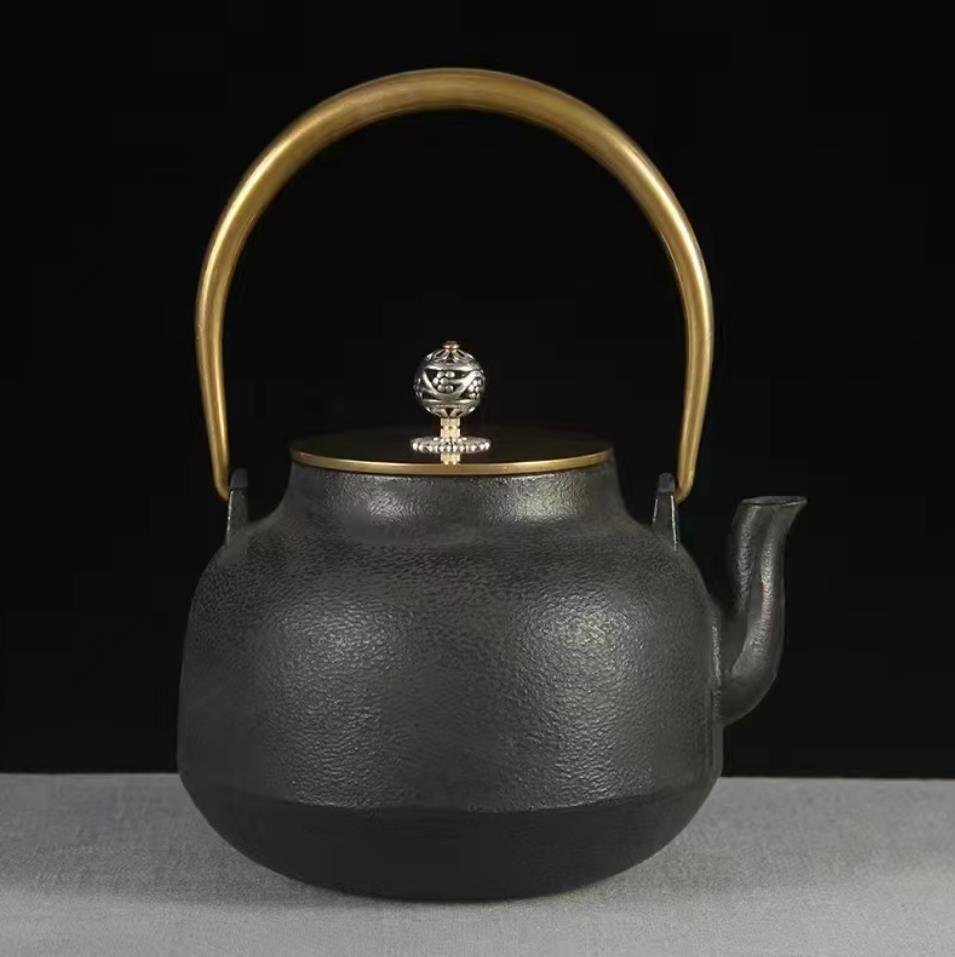 新作★老鉄瓶 提梁壺 対応 鉄やかん 鉄分補給 鉄びん★1.3L拍卖