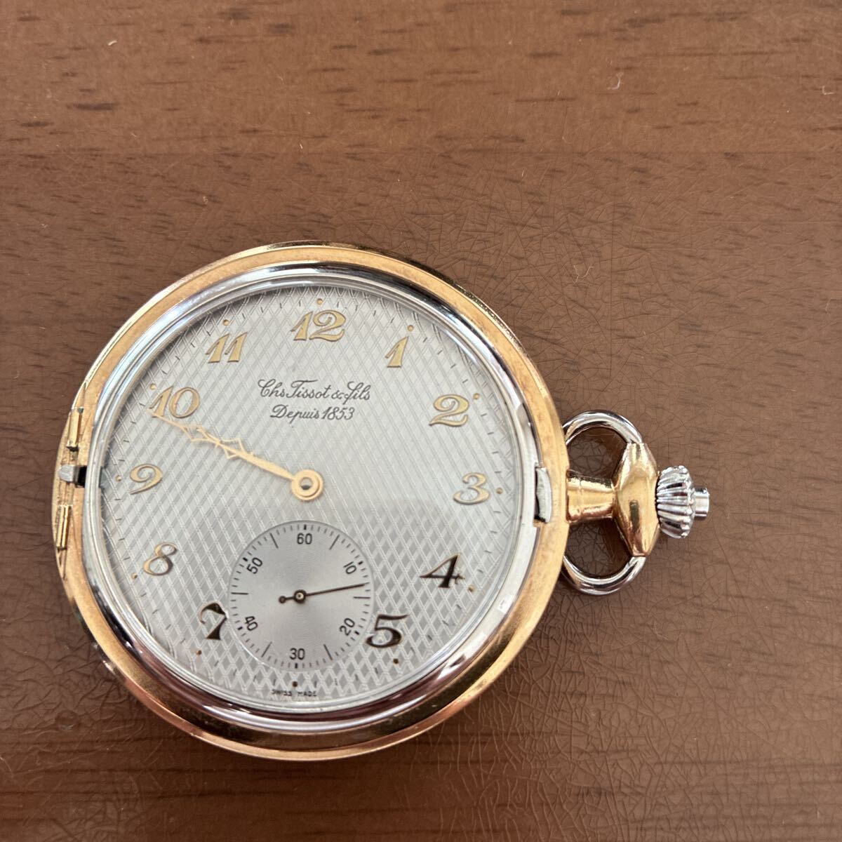 懐中時計 TISSOT 手巻き 蓋が欠損 一応動作してます ムーブメント汚れ ティソ スモセコ ジャンク扱いで拍卖