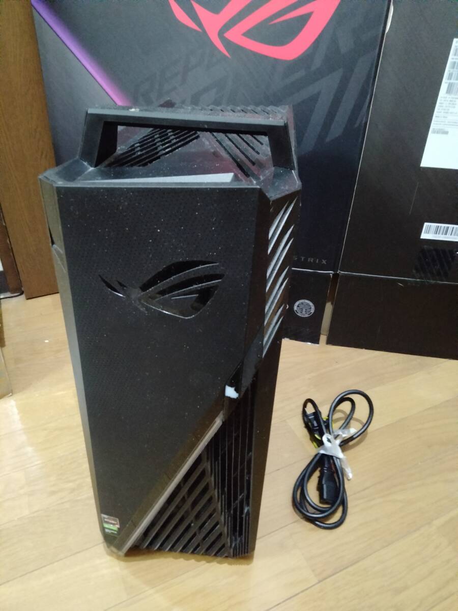 ASUS ROG Strix G15 (G15DH) デスクトップPCのジャンク品 (CPU Ryzen5 3600X)/ゲーミングPC拍卖