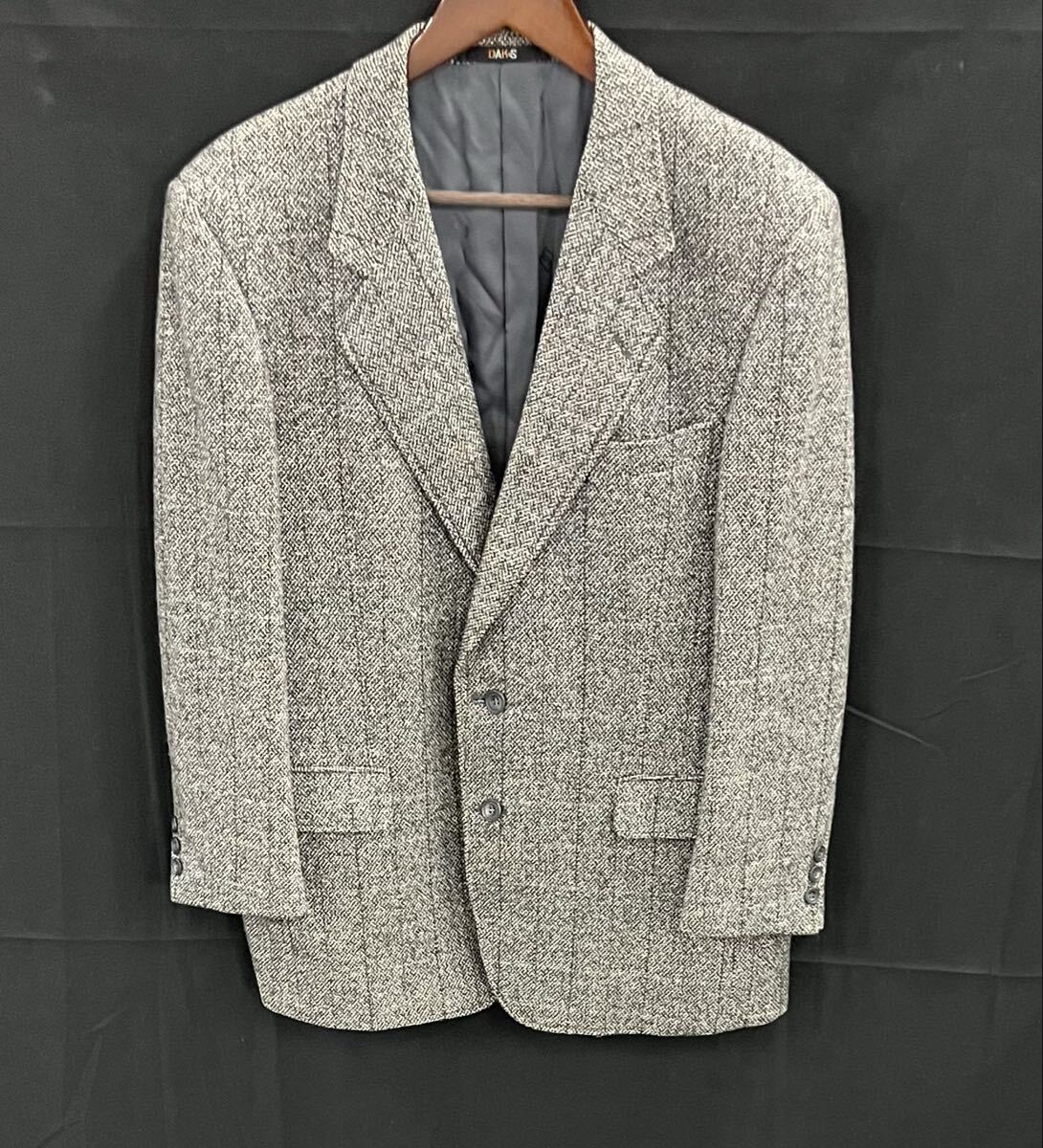 ② 春名 11月 No.23 DASK ダックス ジャケット グレー系 アウター 個人名刺繍有り 汚れ有り拍卖