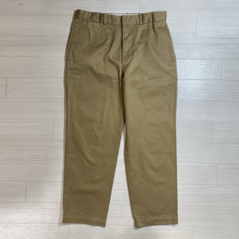 SCYE BASICS/サイ ベーシックス/LOOSE FIT CHINO/ルーズフィットチノ/チノトラウザーズ/緩やかテーパード/ボタン・フックフロント拍卖