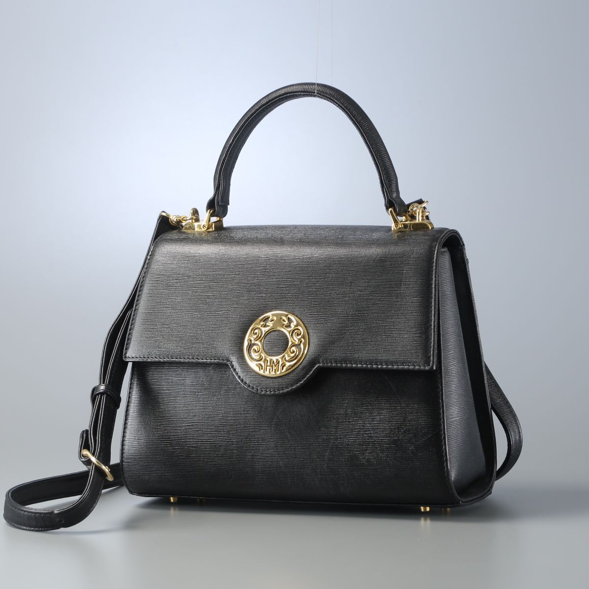 GS5553▲HANAE MORI ハナエモリ レザー 2way ハンドバッグ ショルダーバッグ 手提げ 斜め掛け 鞄 フラップ ゴールド金具 ブラック系拍卖