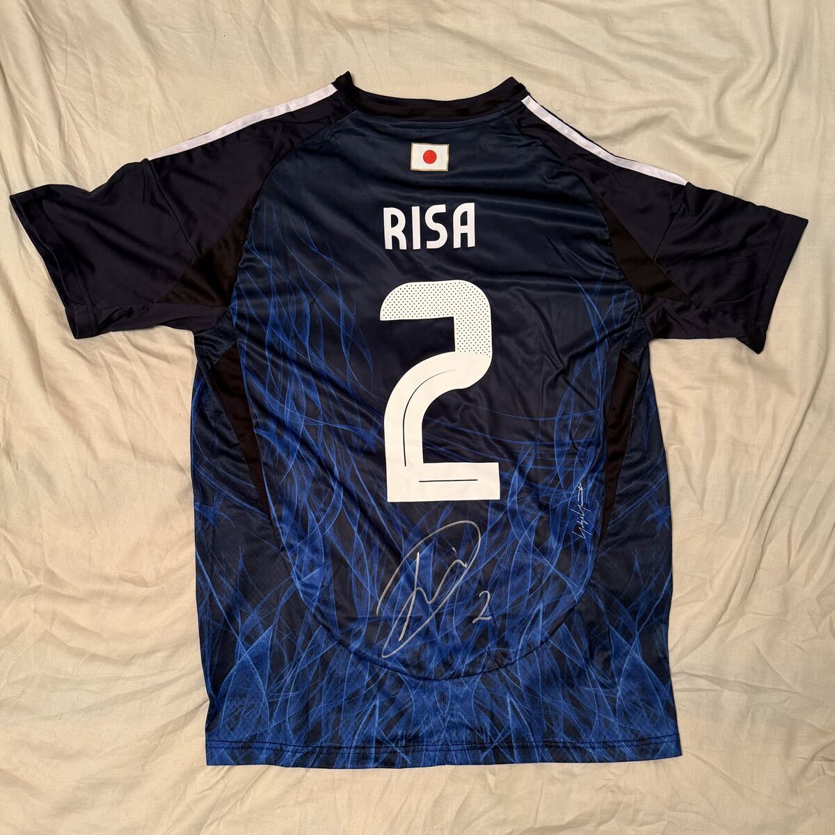 なでしこジャパン 清水梨紗 直筆サイン ユニフォーム サッカー日本代表 三笘薫 久保建英 伊東純也 中村敬斗 南野拓実 長谷川唯 長野風花 拍卖