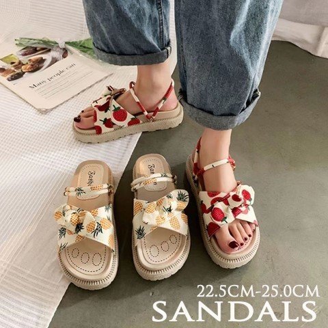 レディース ミュール オープントゥ スタイルアップ フルーツ柄 フラット 歩きやすい ストラップ 22.5cm(35) ストロベリー拍卖