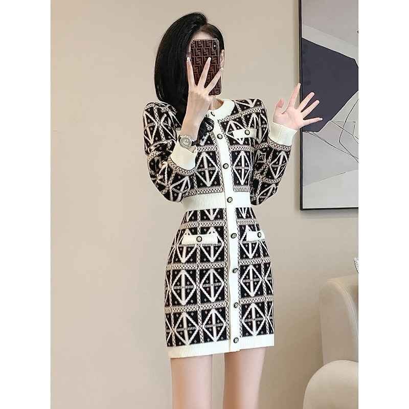 ニットワンピース 厚手 長袖 バイカラー スリム 着痩せ カットソー sweet系拍卖