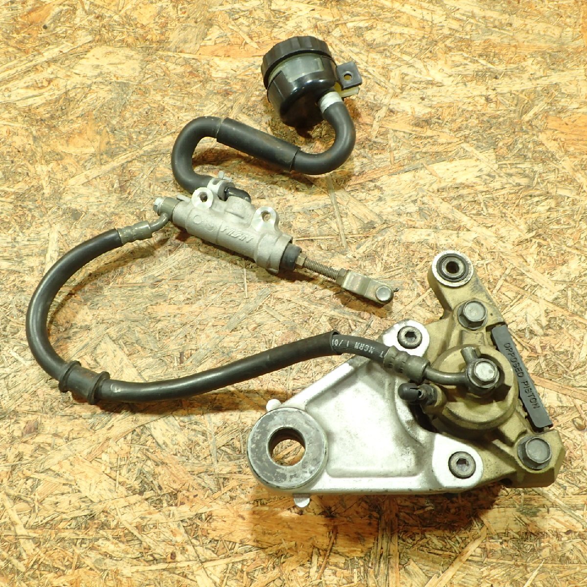 【送料Sサイズ】Kawasaki JKAZR9A151A002** ZRX1200R リアブレーキ キャリパー マスター 検.( ZRT20A 202511 3 雷1拍卖