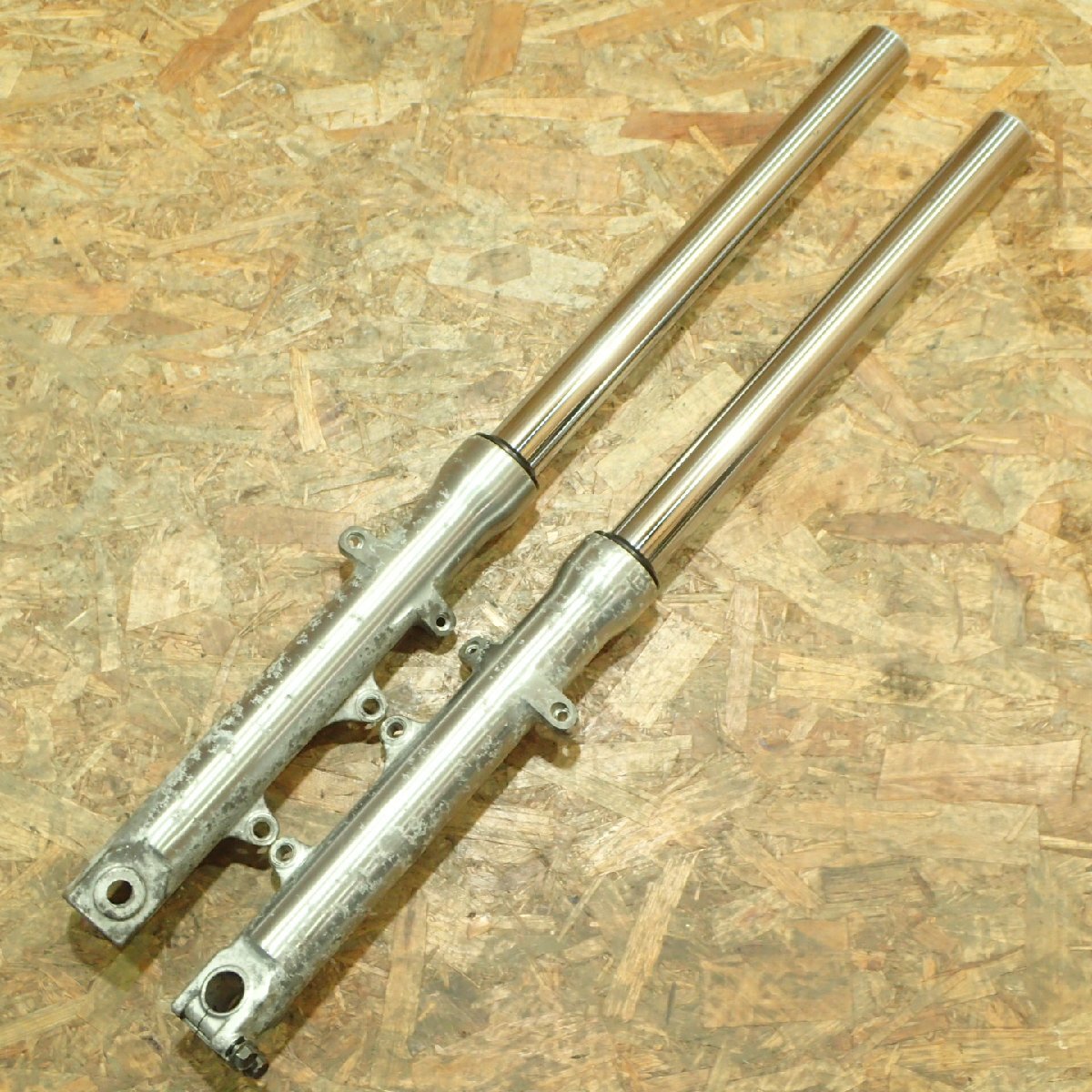 【送料Lサイズ】SUZUKI GK7BA-1024** イナズマ400 フロントフォーク 検.( 202511 6 巳228拍卖