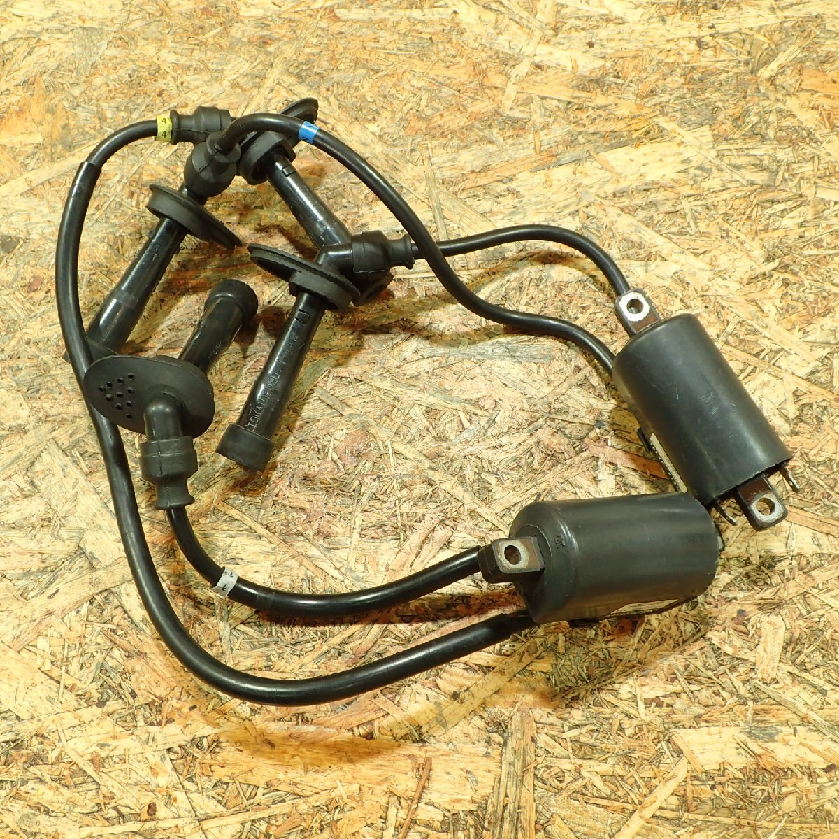 【送料Sサイズ】SUZUKI GK7BA-1024** イナズマ400 イグニッションコイル 検.( 202511 6 黄1拍卖