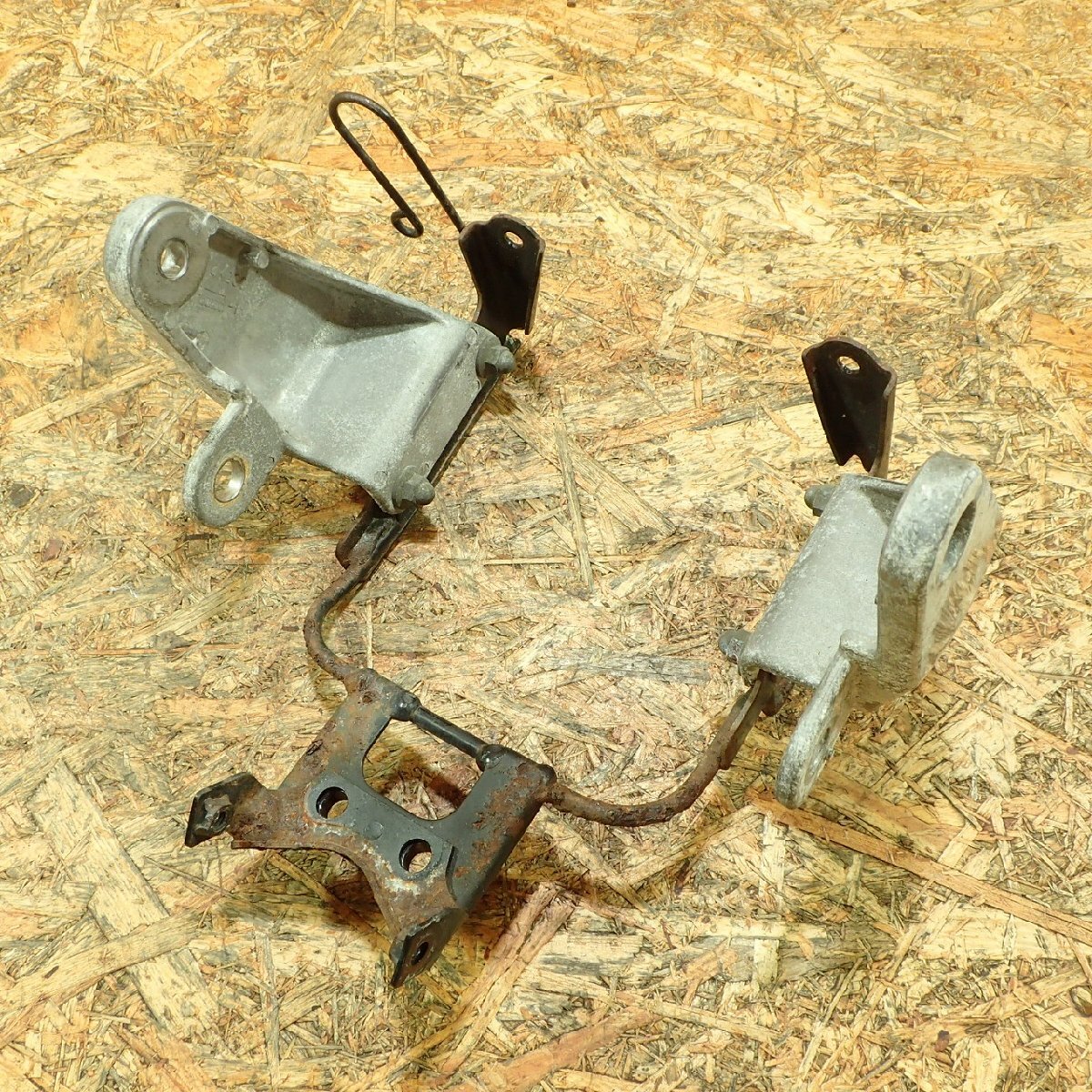 【送料Sサイズ】YAMAHA RP03J-0015** XJR1300 ヘッドライトステー 検.( 202511 11 橙9拍卖