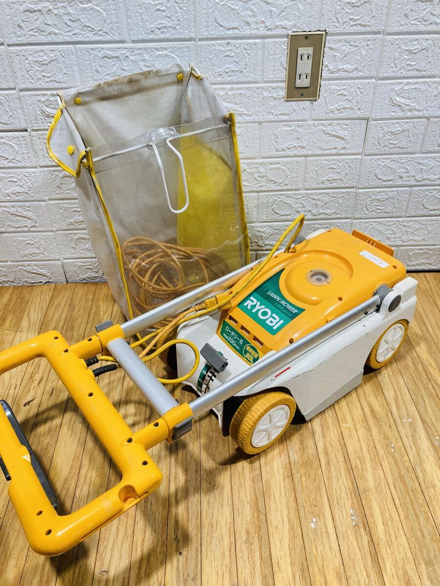 芝刈機 リョービ RYOBI LMR-2300 230mm 通電回転確認のみ拍卖