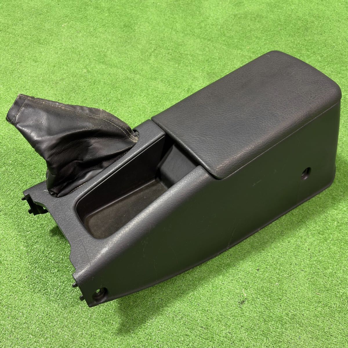 日産 BNR32 HCR32 R32 スカイライン GT-R センターコンソール コンソールボックス #A1拍卖