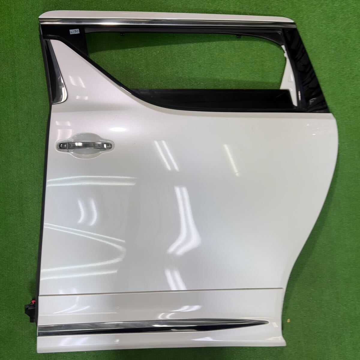 トヨタ 30 アルファード ヴェルファイア 左 スライドドア AGH30W/GGH30W/AYH30W ホワイト拍卖