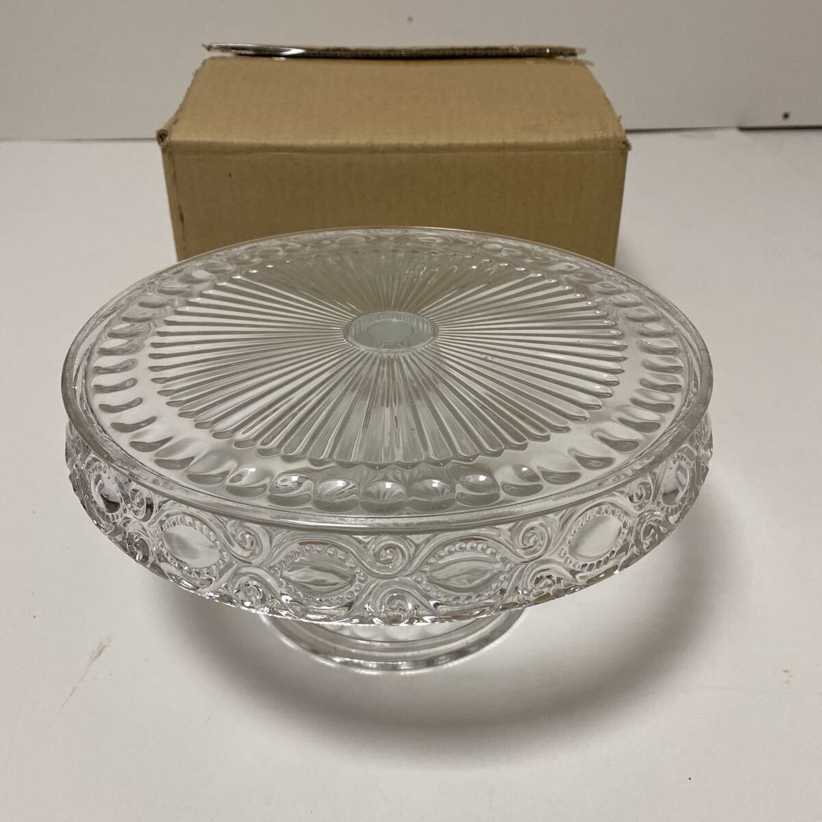 ☆1円スタート☆中古品 ガラス製ケーキ台 ケーキスタンド 直径約20cm 1-4165拍卖