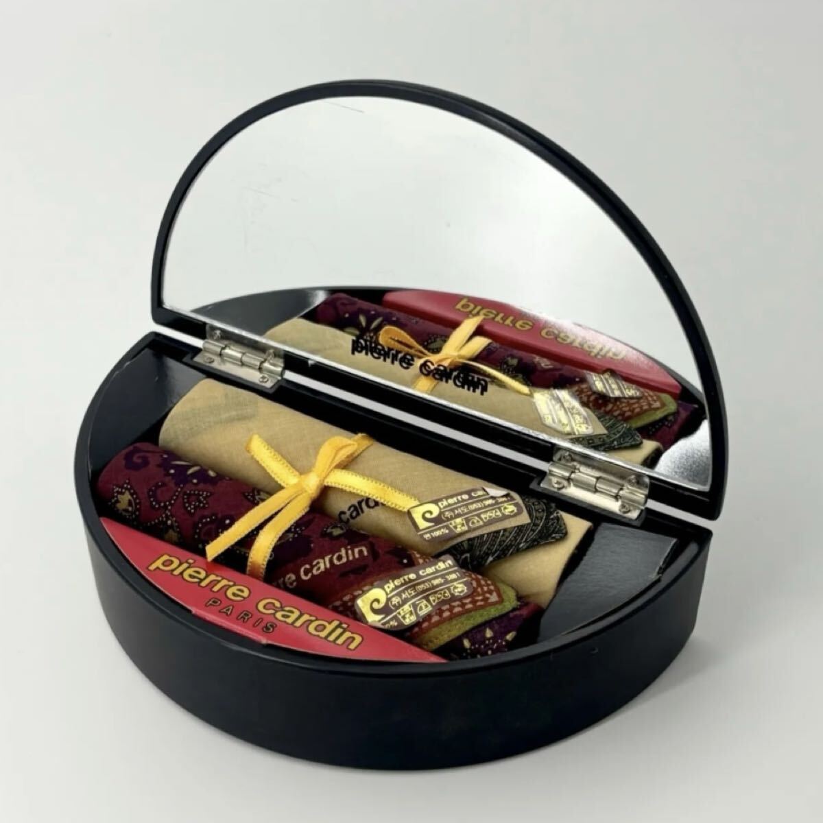 pierre cardin ハンカチ 1170拍卖