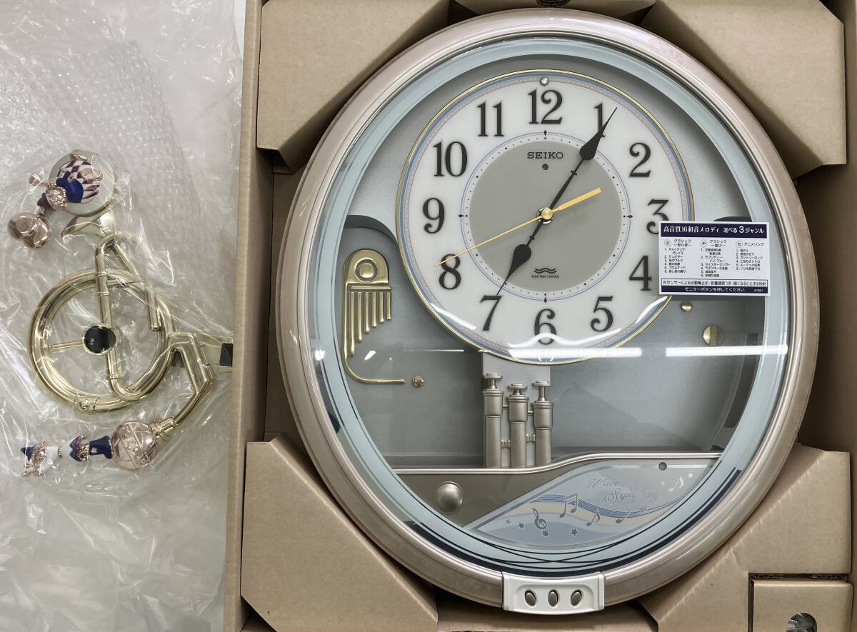 【7627】セイコー SEIKO ウェーブシンフォニー 壁掛け時計 からくり時計 メロディ 電波時計 壁掛けインテリア コレクション 未使用 箱付き拍卖