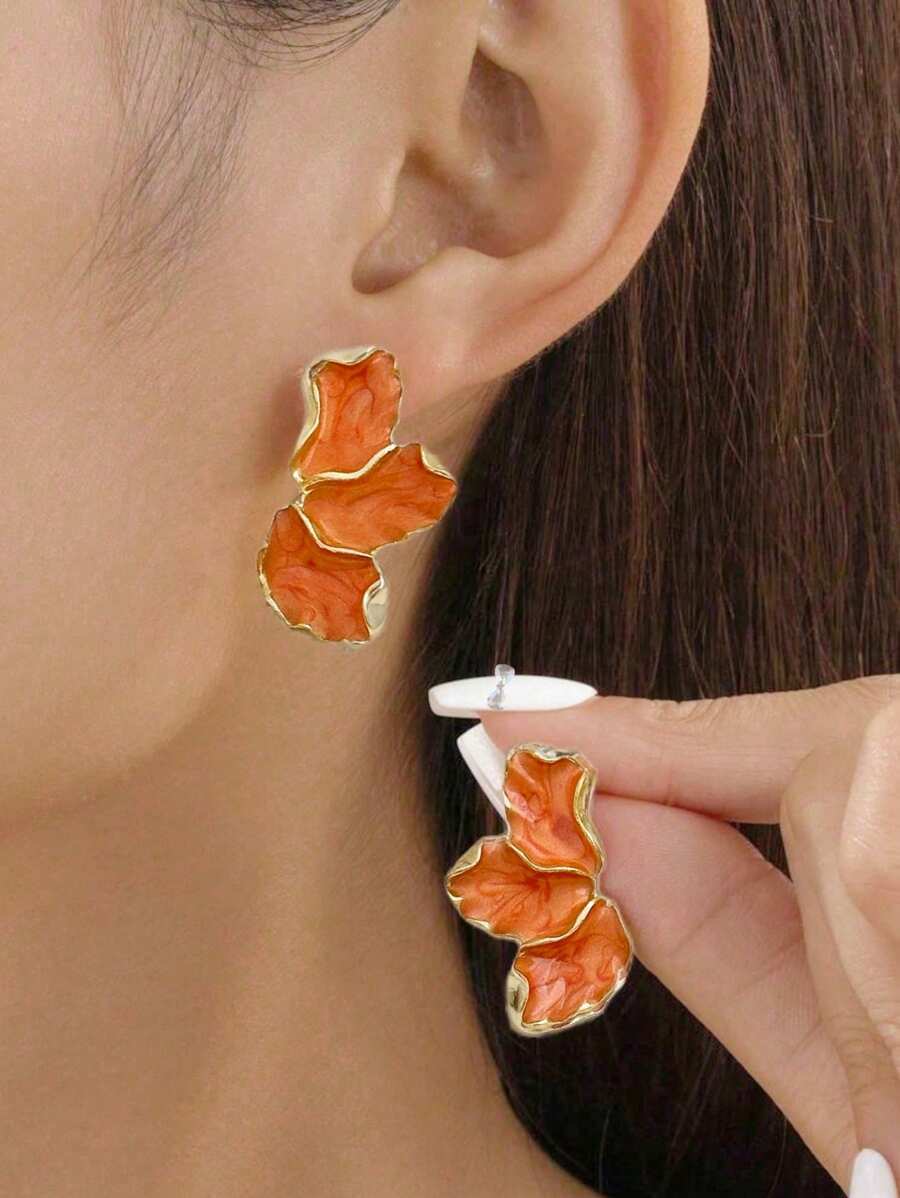 ジュエリー レディース イヤーアクセサリー エレガントな花のピアス、カジュアルでデイリーに使える拍卖