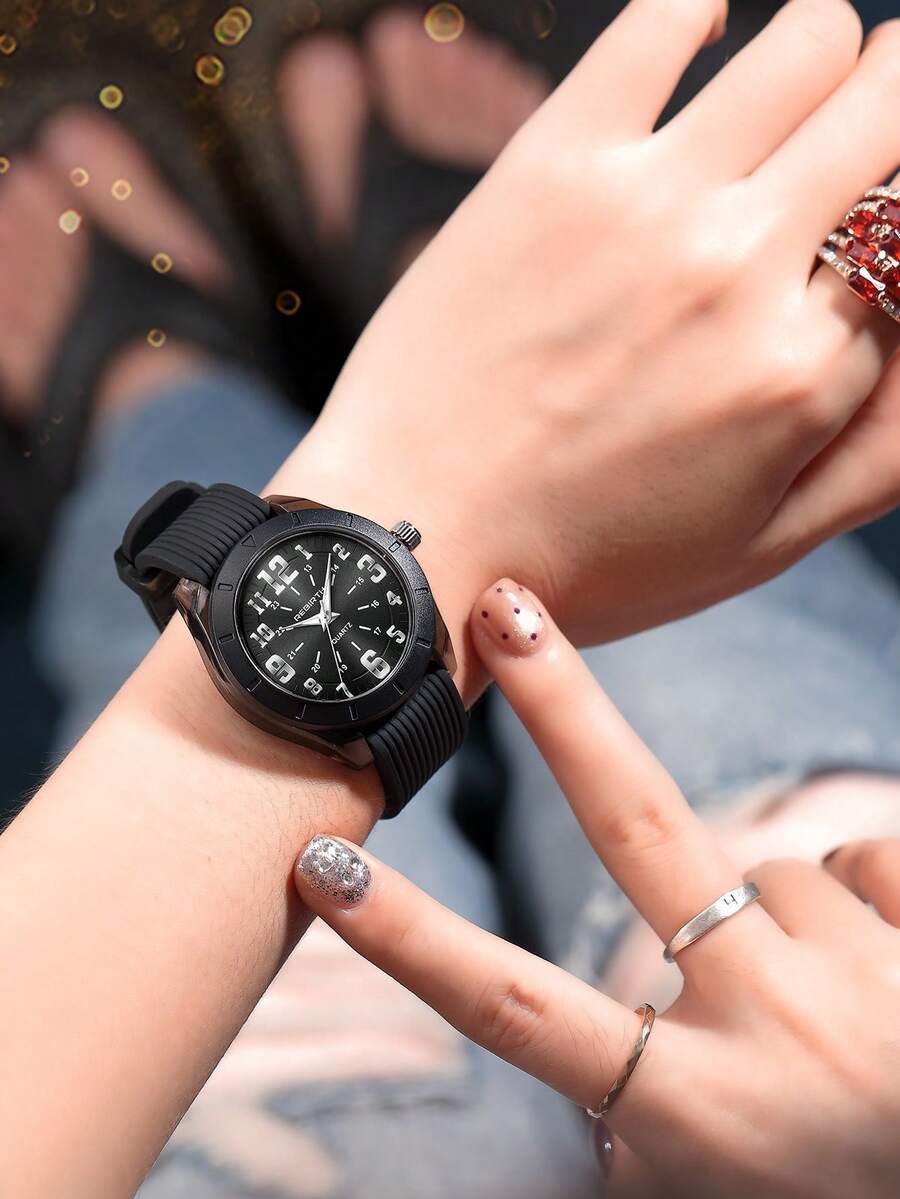 腕時計 レディース クォーツ 1個 女性用ミニマリストファッション シリコンストラップクォーツ腕時計、デイリーウェアに適しています拍卖