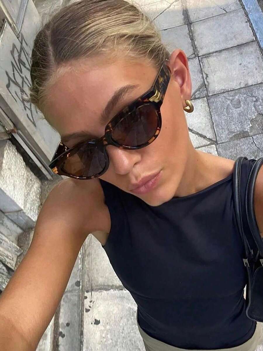 アクセサリー レディース アイアクセサリー 1個 キャットアイ型 大きめフレーム ファッションメガネ、ハイエンド、多用途 レディー拍卖