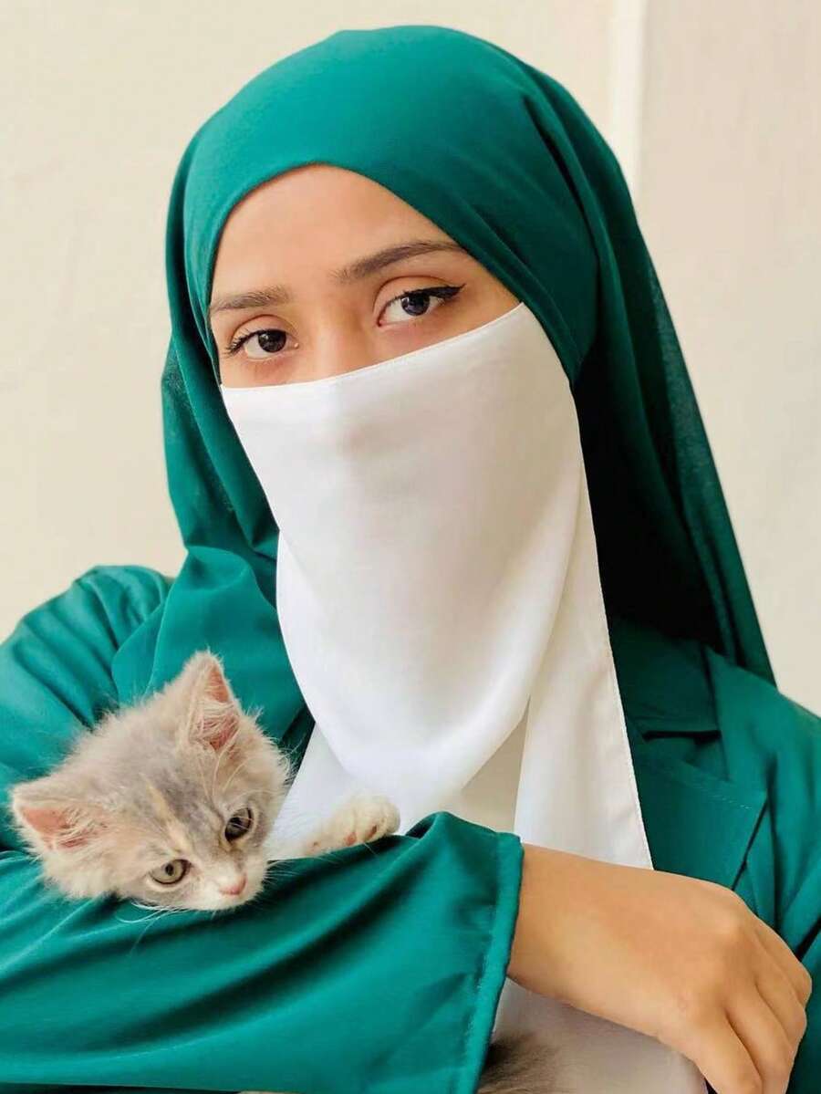 アクセサリー レディース スカーフ 1個 女性用無地シフォンソフト中東フェイスベール、アラビア風保守的エラスティックバンド無地ヒジ拍卖