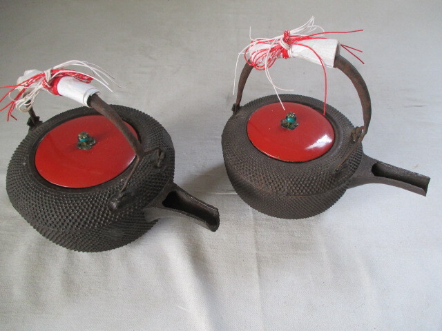 ■TAA228■銚子瓶/南部鉄器/鉄瓶/小粒霰/現状渡し品/水漏れは無し/2点拍卖