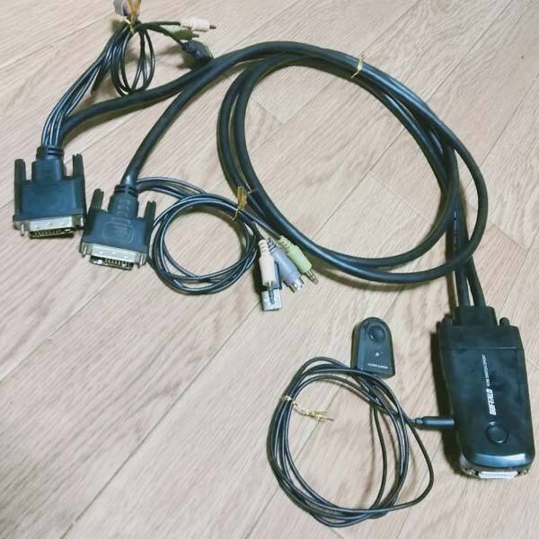 iBUFFALO KVM 2台のパソコン切替器 DVI接続/BSKMD201BK拍卖