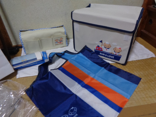 池田泉州銀行 キャラクターグッズセット-4点/familiar-RUN&LOVE/組立て式小物入れ・テッシュケースカバー・マルチケース・他/未使用美品/拍卖