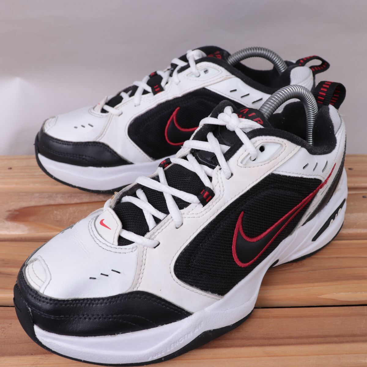 z3099 ナイキ エアモナーク US7.5 25.5cm/白 ホワイト 黒 ブラック 赤 レッド NIKE Air Monarch メンズ スニーカー 中古拍卖