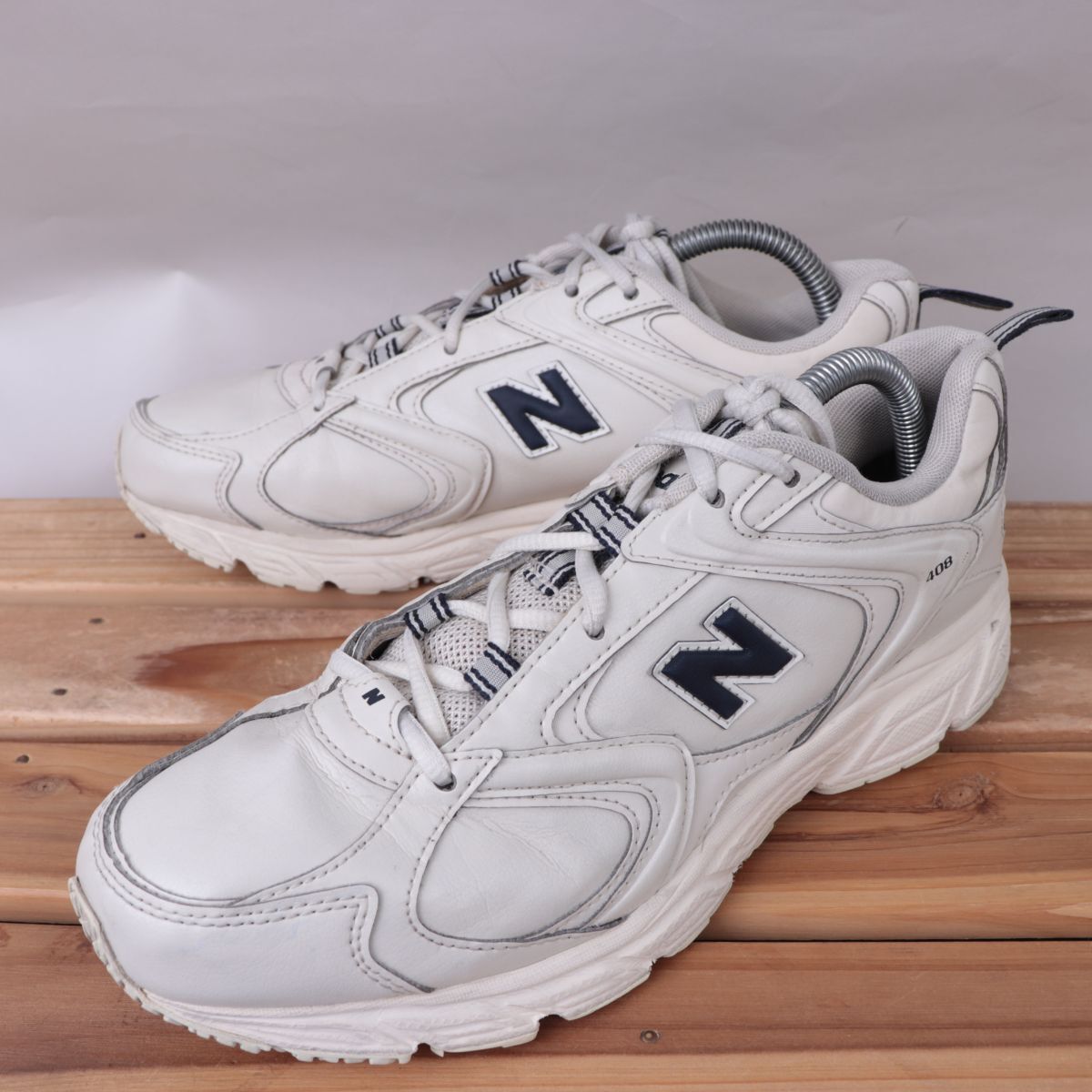 z3150【408】ニューバランス US8 26.0cm/ベージュ 紺 ネイビー newbalance メンズ スニーカー 中古拍卖