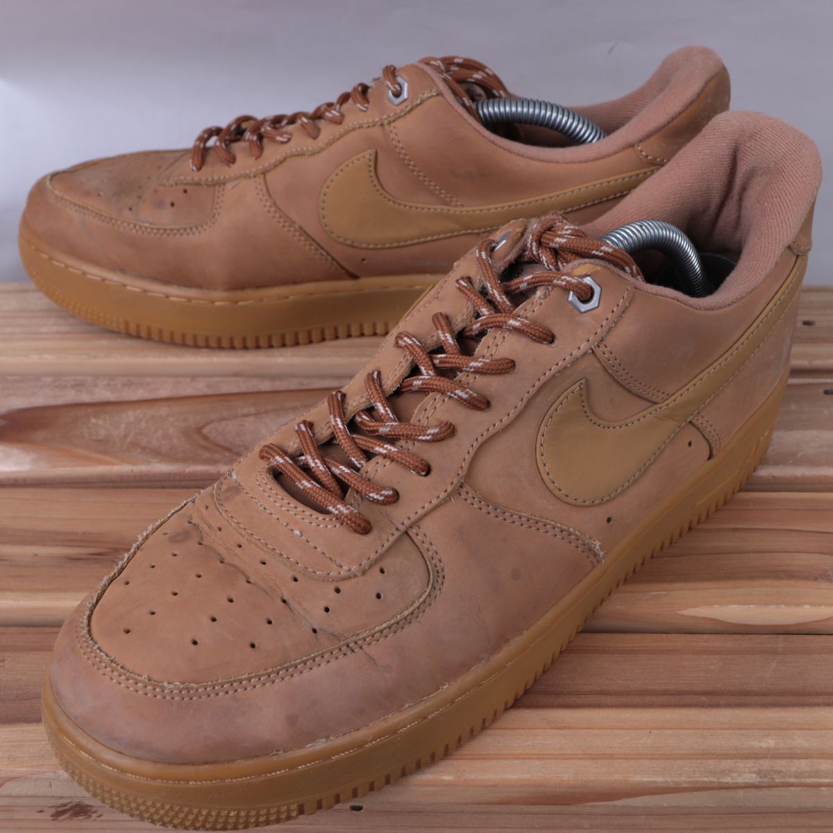 z3205 ナイキ エアフォース1 US10 28.0cm/茶 ブラウン キャメル NIKE AIRFORCE1 メンズ スニーカー 中古拍卖