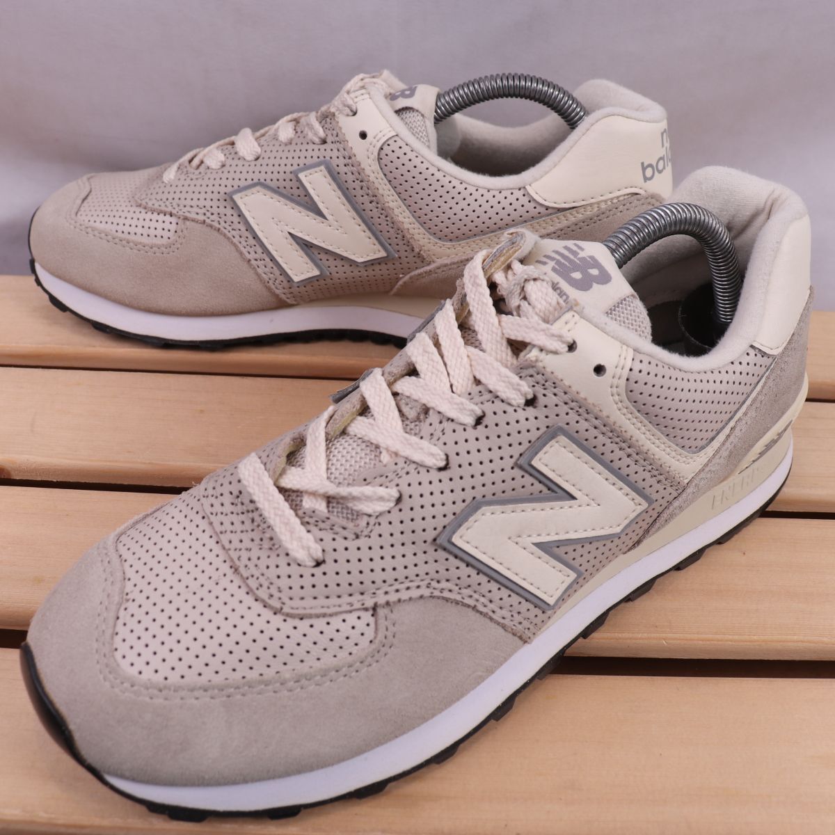 z3433【574】ニューバランス US8.5 26.5cm/ライトグレー系 グレー 白 newbalance メンズ スニーカー 中古拍卖
