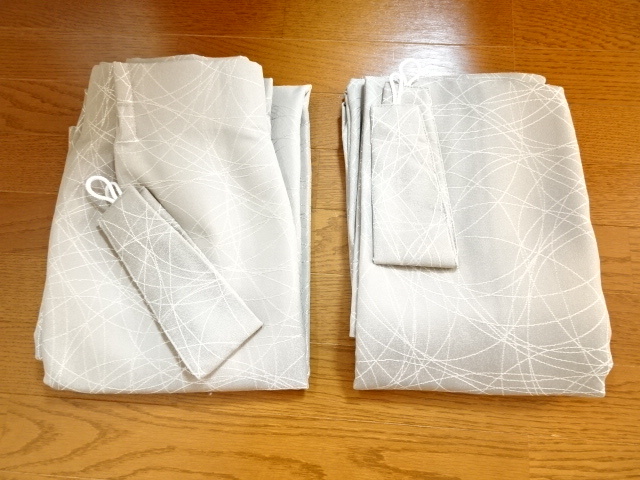 送料込み 美品 未使用と短期間の使用 100×135センチ 厚地省エネ 遮光カーテン3級 モダンな和と洋室どちらでも拍卖