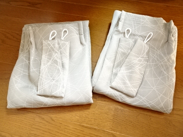 美品 3か月使用 100×135センチ 2枚セット 厚地です 省エネ 遮熱 遮光カーテン3級 モダンな和と洋室どちらでも拍卖