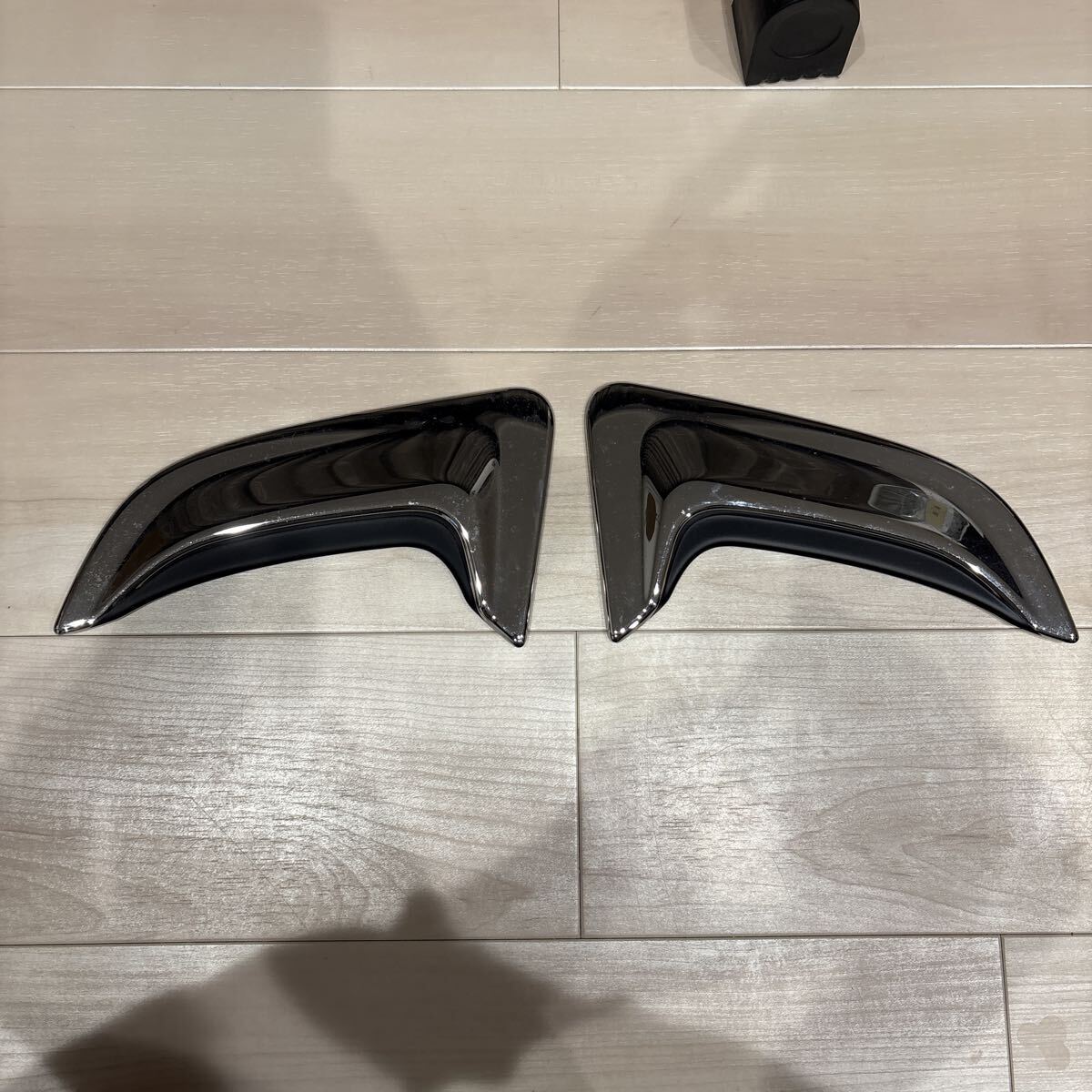 モデリスタ カローラクロス ZSG10 左右サイドドアガーニッシュ 純正 MSD16-16003 75731-ZG100 75732-ZG100 ZVG11/ZVG15 左右セット拍卖