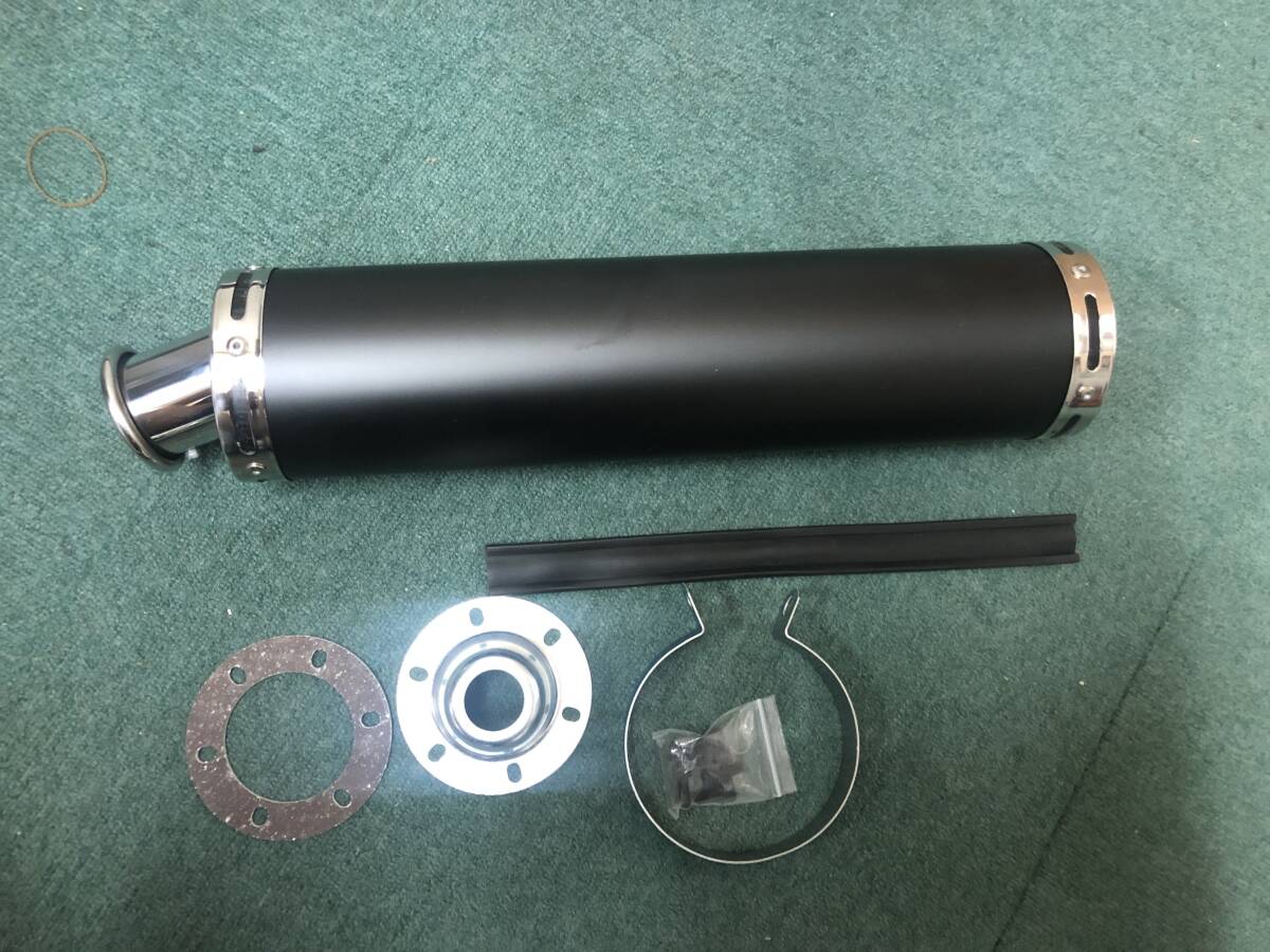 ☆国内発送!アウトレット!新品未使用!CBR250R(MC19)/RR(MC22)用 汎用サイレンサー ブラック HONDA CB400SF CBR400RR NC30拍卖