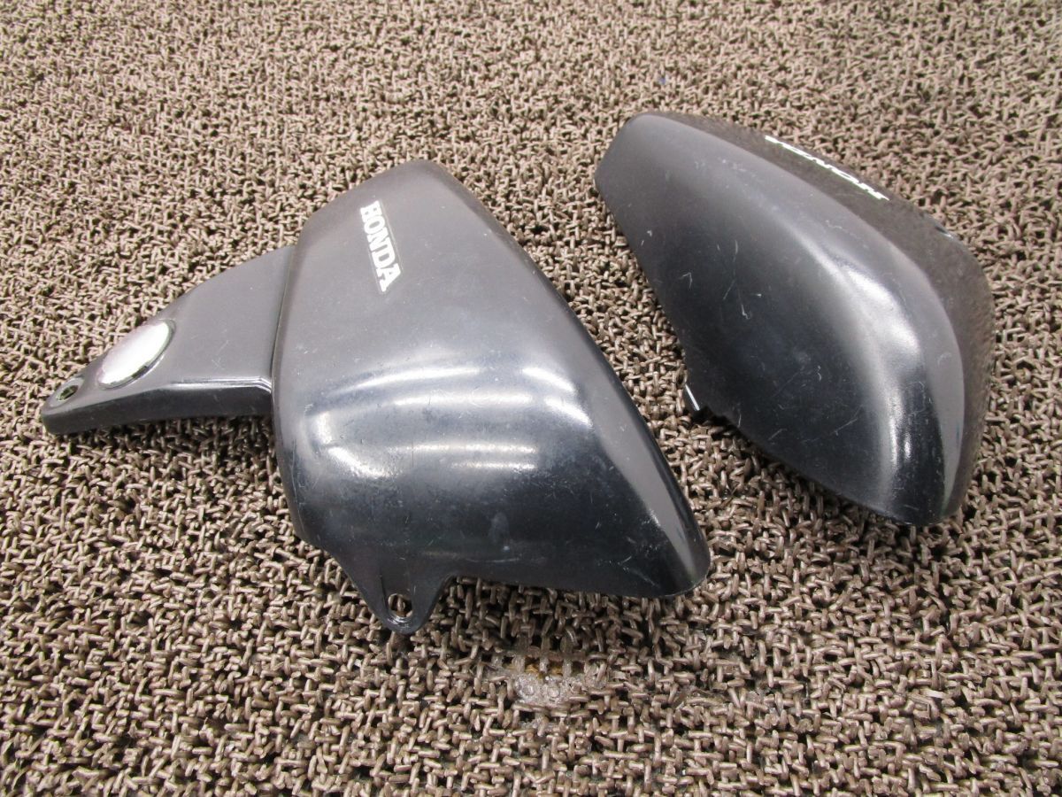 マグナ50 サイドカバー 左右 ▲A8233!AC13 ホンダ 【 AC09E 】 MAGNA キャブ車 12V拍卖