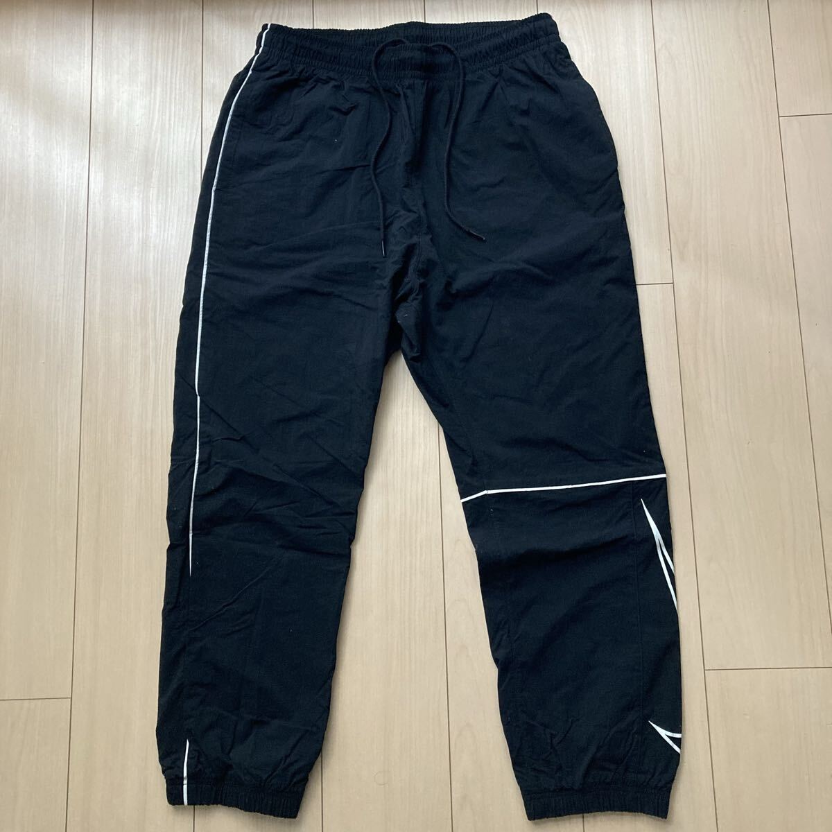 NIKE SB ナイロンパンツ ブラック Black トラックパンツ 拍卖