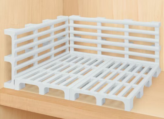 ★未使用 高脚 プラすのこ 4枚 押し入れ 布団収納 スノコ ホワイト拍卖