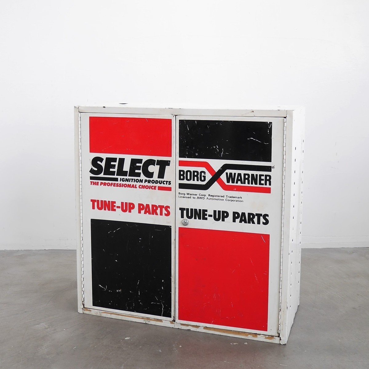 アメリカ ヴィンテージ【Borg Warner】パーツキャビネット #3372 ツールキャビネット インダストリアル 什器 モーター系 ガレージ拍卖