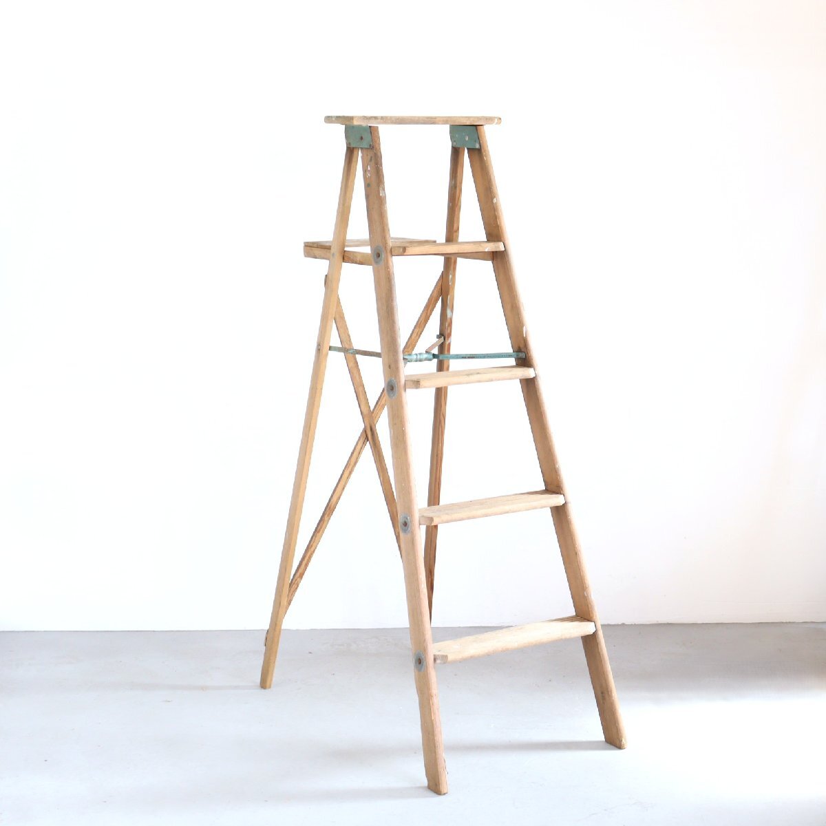 アメリカ ヴィンテージ 5段 脚立 / 木製ラダー stepladder ディスプレイ 店舗什器 ガーデニング アンティーク 雑貨#705-40-76-5拍卖