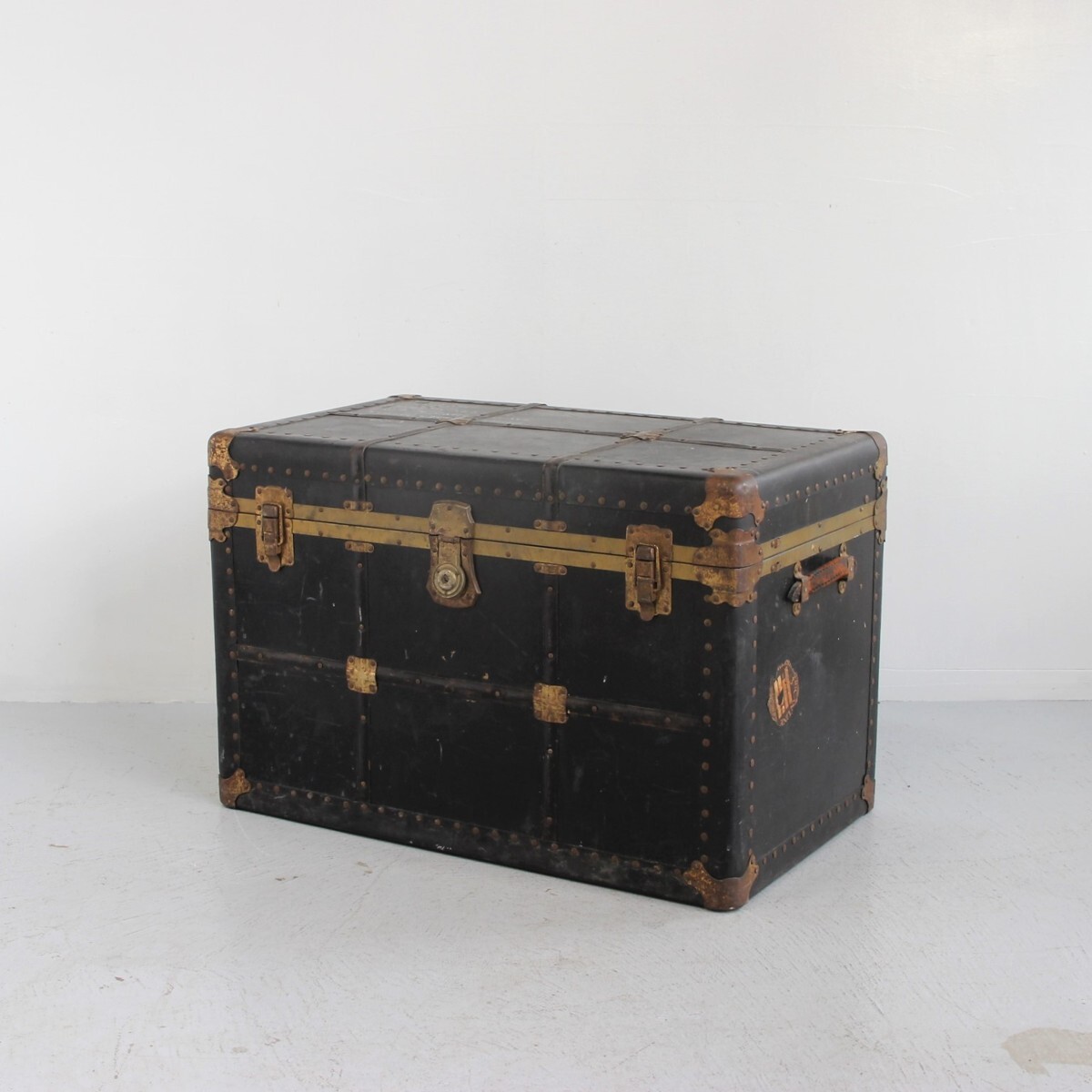 #2092 アメリカ アンティーク 1930年代 トランク ATKINSON&LONG MFG,CO. TRUNKS シッピングケース 運搬箱 什器 テーブル NY拍卖