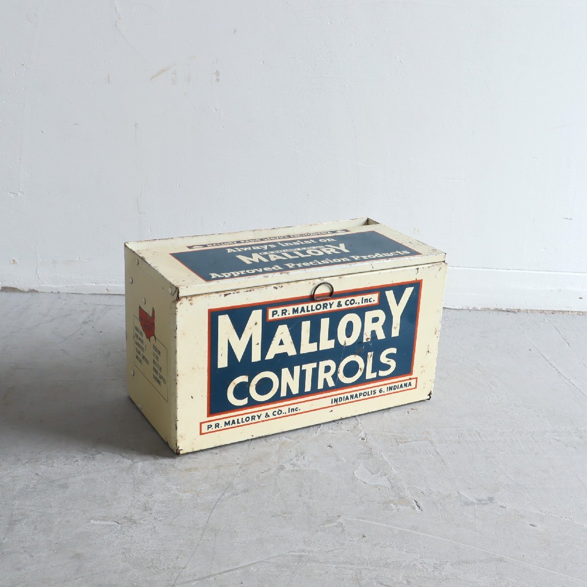 ヴィンテージ パーツキャビネット / アメリカ メタル製 工具 店舗什器 インダストリアル ガレージ USA ラジオ #606-40-267-261拍卖