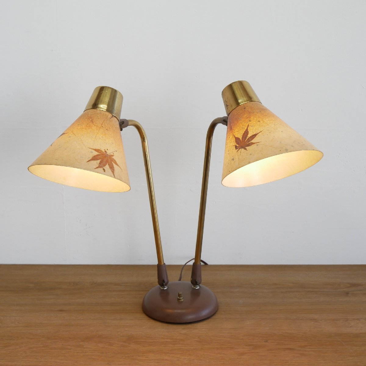 50s 60s ヴィンテージ Swiv-O-Lite ダブルアーム テーブルランプ / アメリカ ミッドセンチュリーモダン 樹脂シェード 照明 #705-40-036-619拍卖