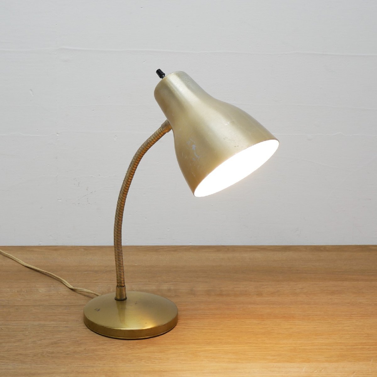 1960s 70s ヴィンテージ グースネック デスクランプ / アメリカ メタルシェード 照明 壁掛け可 ミッドセンチュリー #702-25-116-644拍卖