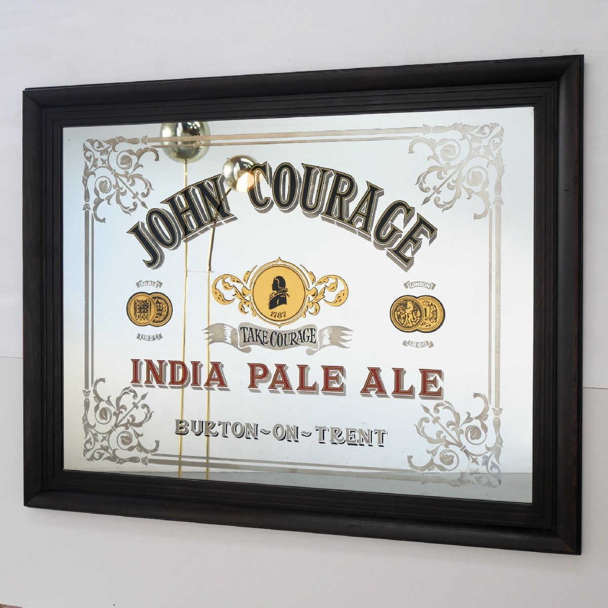 JOHN COURAGE ヴィンテージ ビックサイズ パブミラー / イギリス ビール インディアペールエール 額装 アドバタイジング #702-40-237-243拍卖