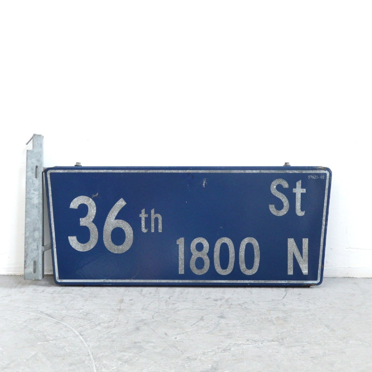 アメリカ ヴィンテージ ホーロー ロードサイン / カリフォルニア 看板 道路標識 ストリートサイン ディスプレイ USA #606-35-184-162拍卖