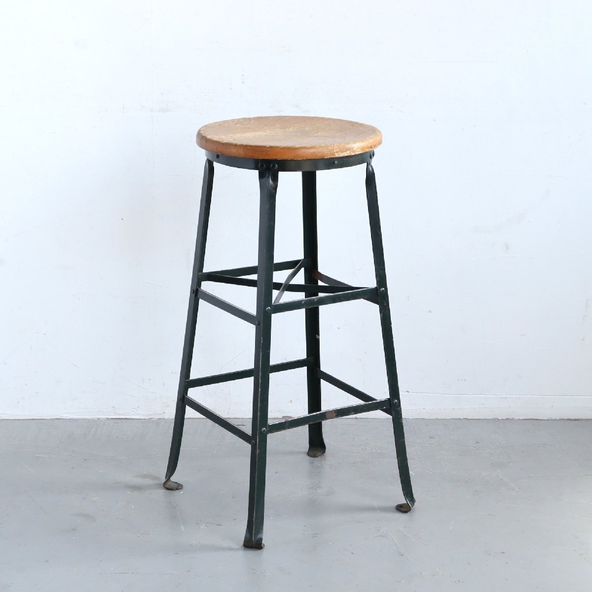 ヴィンテージ インダストリアル ハイスツール / アメリカ ANGLE STEEL INC ファクトリーチェア 椅子 鉄脚 #702-65-253-408拍卖