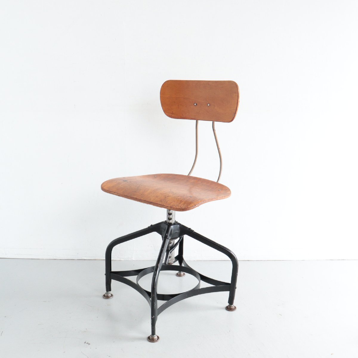 アメリカ ヴィンテージ ドラフティングチェア / Toledo トレド 製図用椅子 インダストリアル ガレージ 店舗什器 USA #502-272-663拍卖