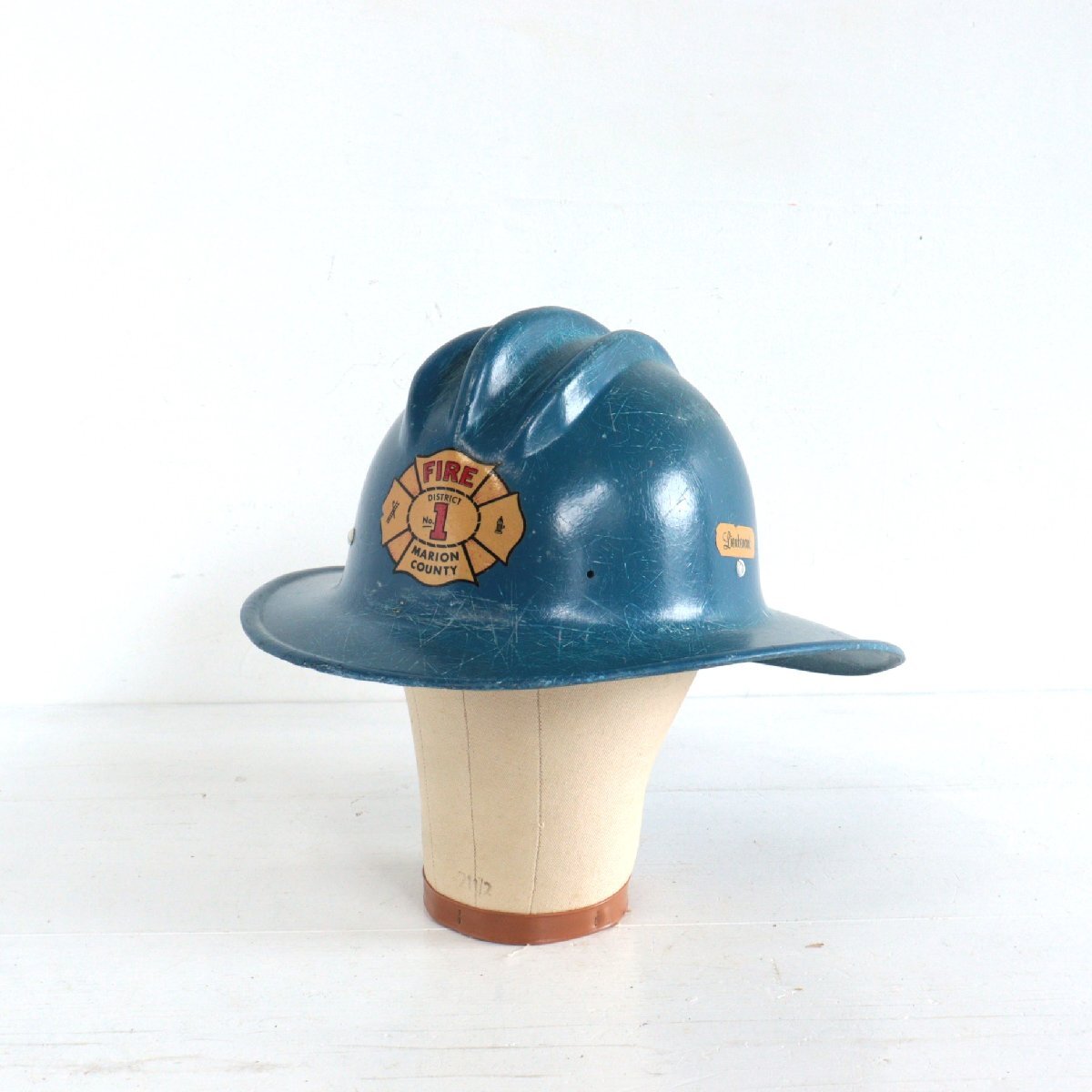 Bullard社製 ファイヤーマンヘルメット/FRP製 ディスプレイ アメリカ 小物 雑貨 作業用 USA ガレージ インダストリアル #506-189-419拍卖