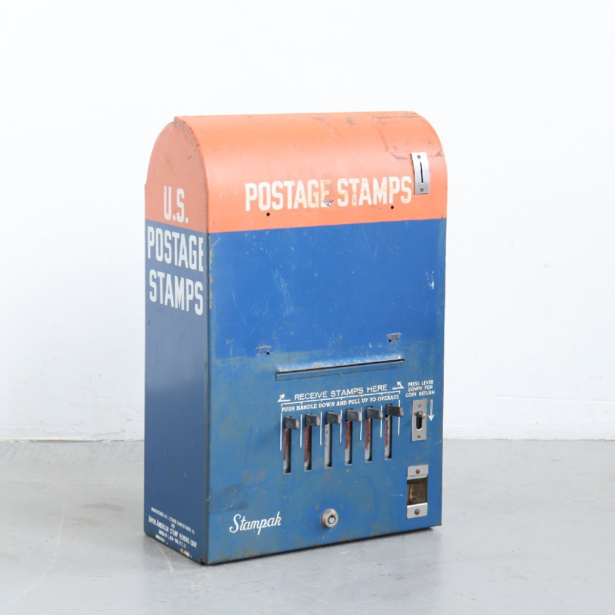 POSTAGE STAMPS ヴィンテージ 切手販売機 /アメリカ USA ディスプレイ インダストリアル 置物 インテリア オブジェ 1点もの #702-60-84-114拍卖